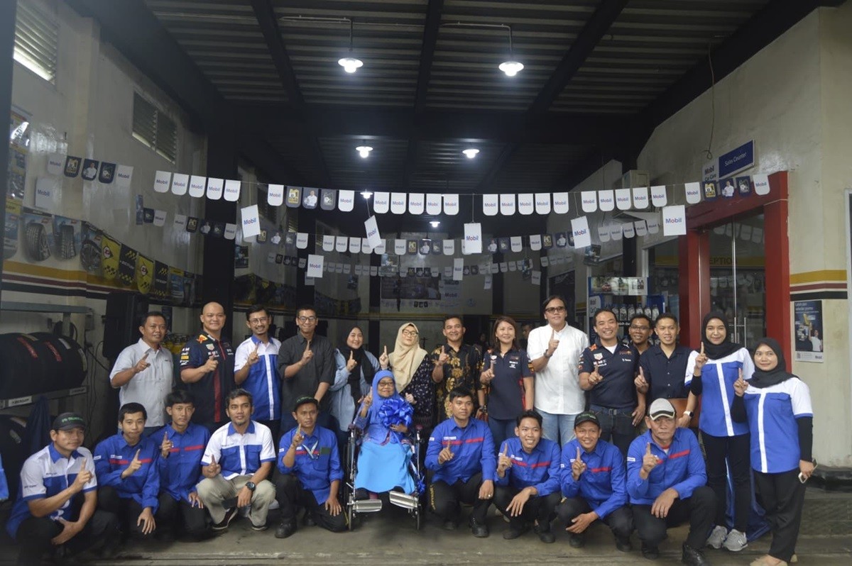 Perluas Jaringan Pemasaran, Mobil Lubricants Resmikan Mobil Car Care di Cibubur  