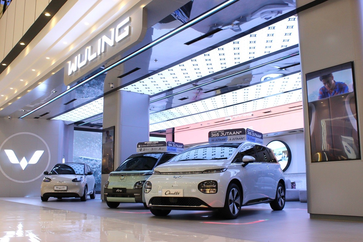 Wuling Resmikan Outlet Terbaru Berkonsep Mall Showroom  