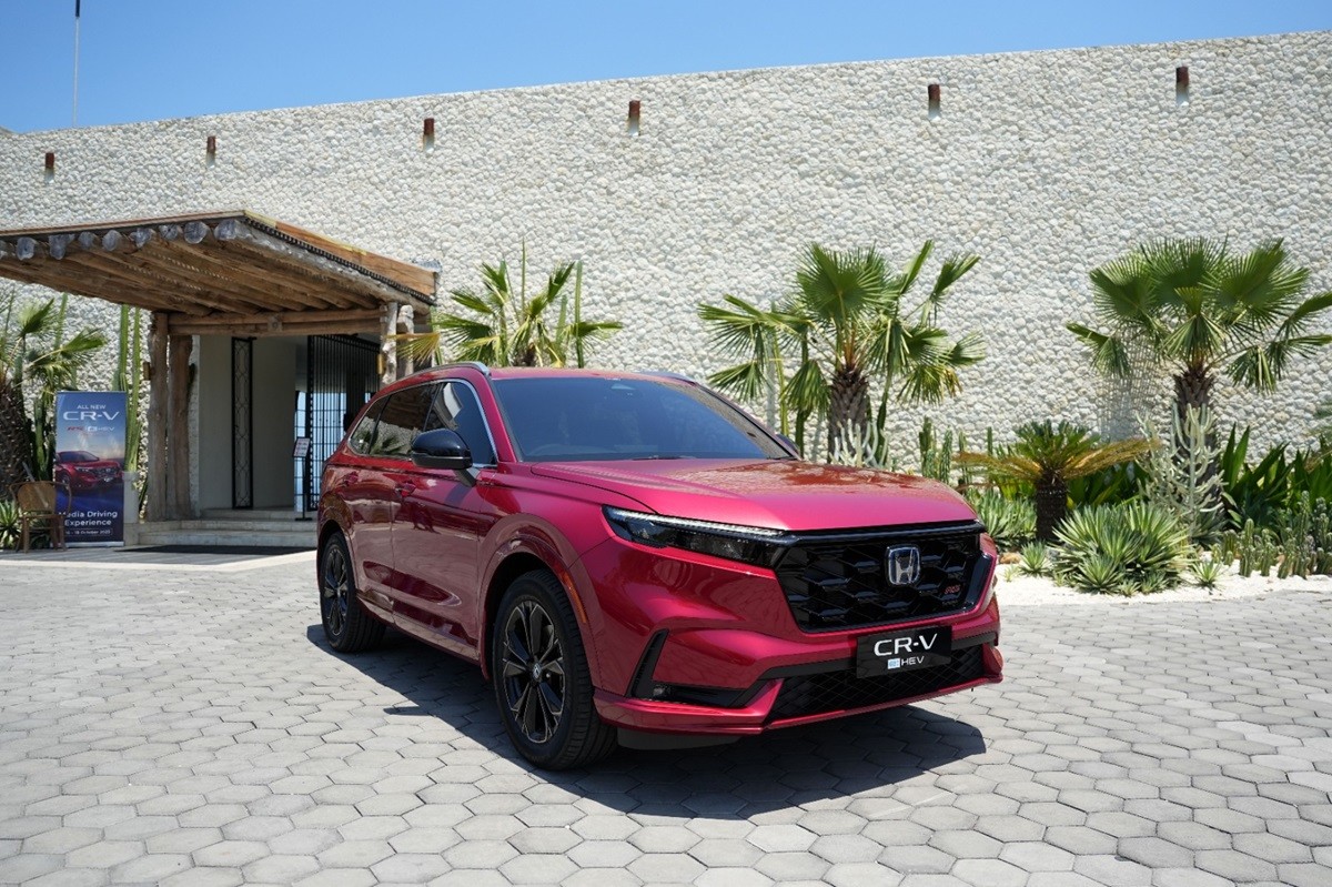 Model All New Honda CR-V RS e:HEV Raih Penghargaan ini  