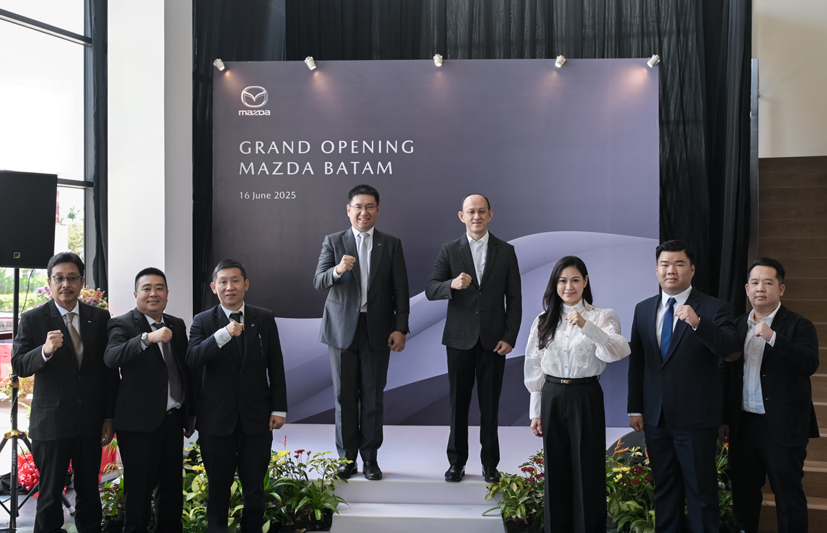 Mazda Resmikan Bangunan Baru Diler di Batam  