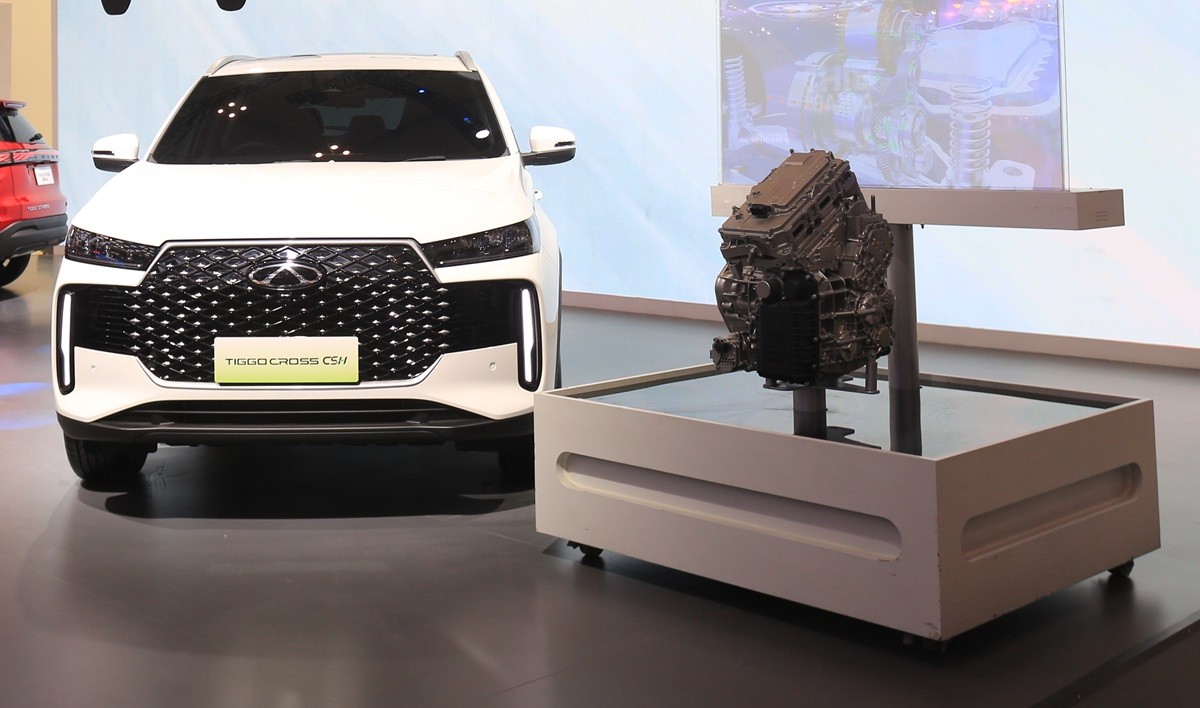 Jarak Tempuh 100km, Chery Tiggo Cross CSH Hybrid Lebih Efisien  