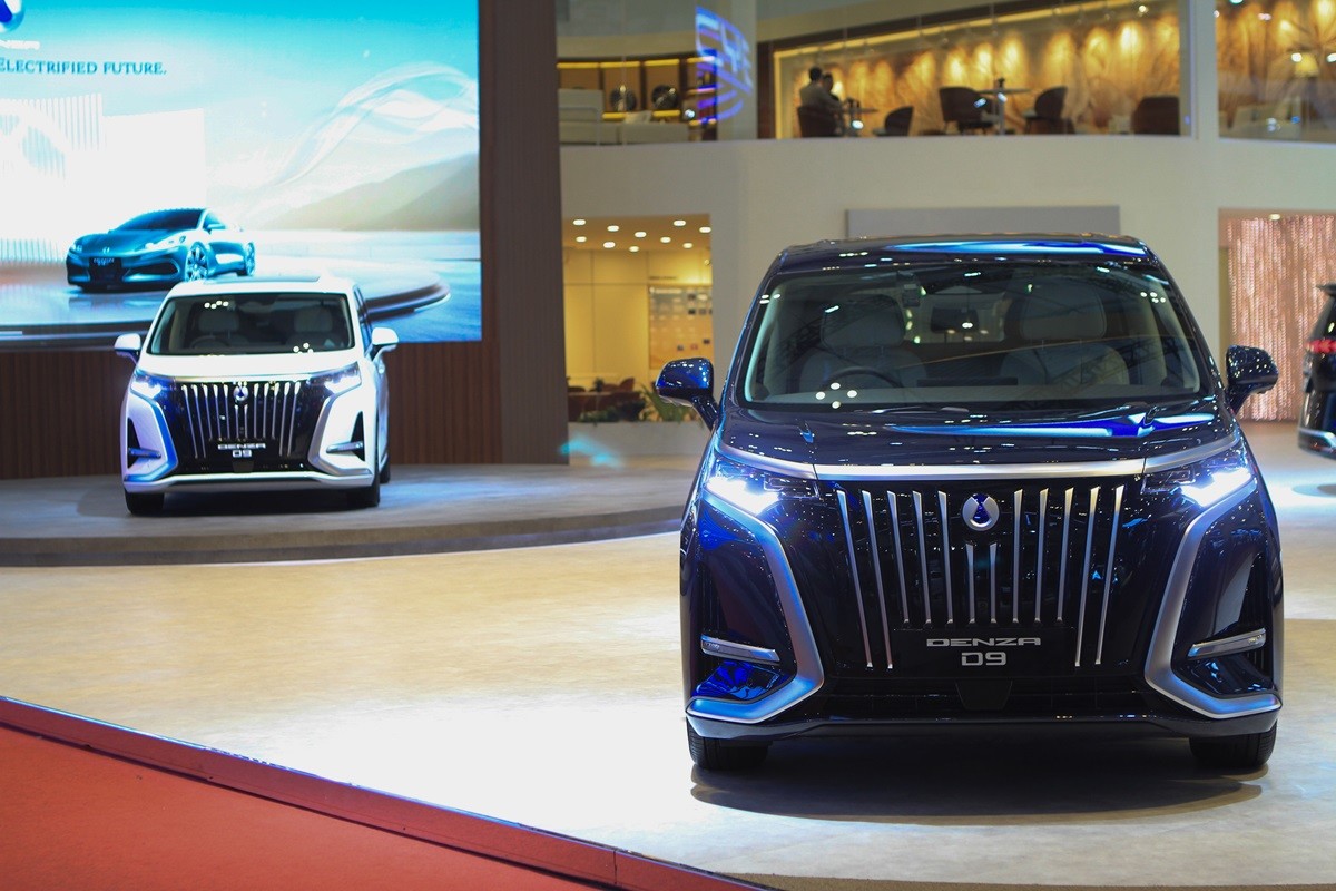 DENZA D9 di GIIAS 2025, MPV Premium Dengan Segudang Fitur Modern  