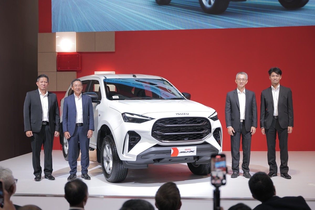 GIIAS 2025, Isuzu Hadirkan Inovasi Kendaraan Komersial Terbaru  