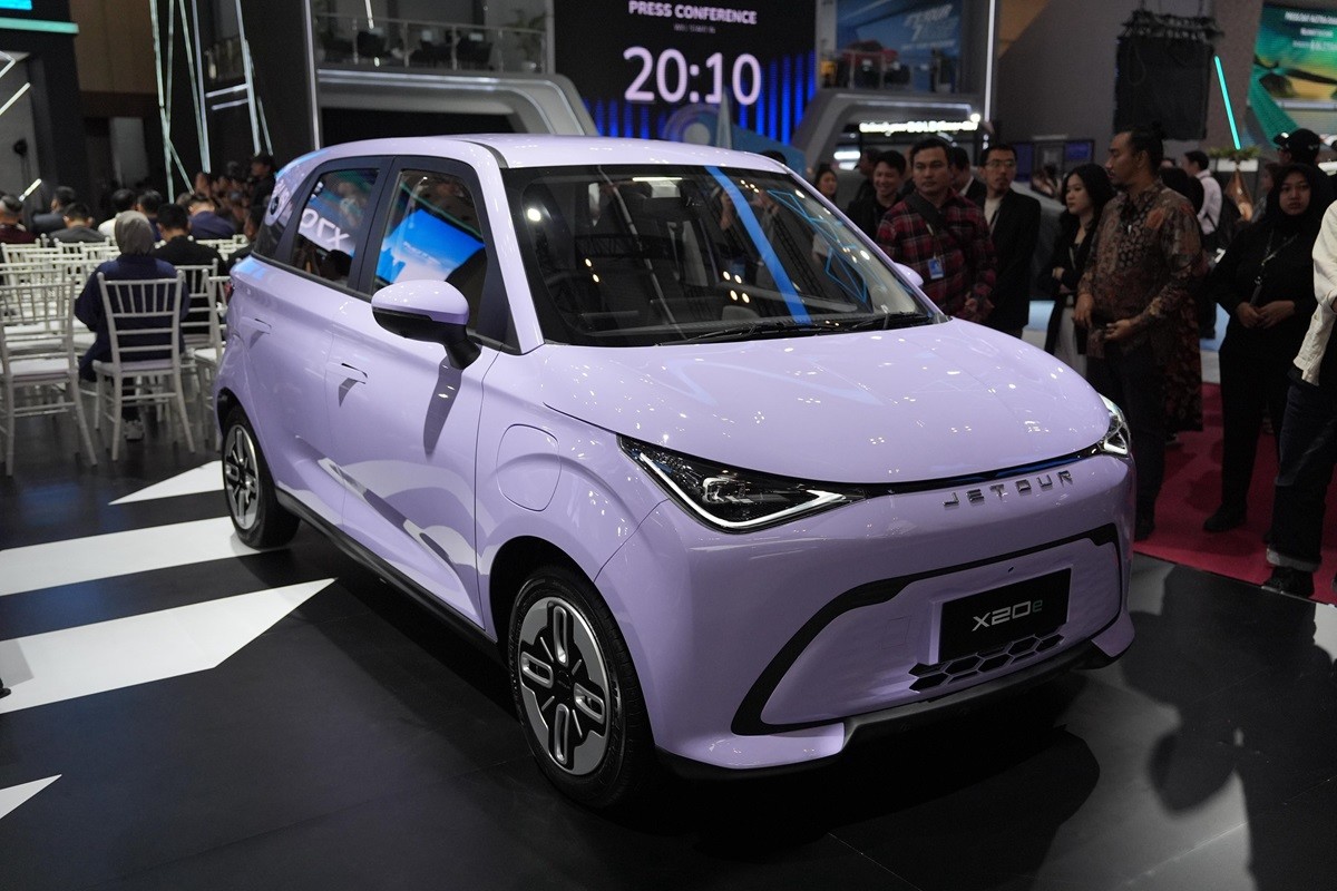 JETOUR T2 Setir Kanan Pertama di Dunia Debut di GIIAS 2025