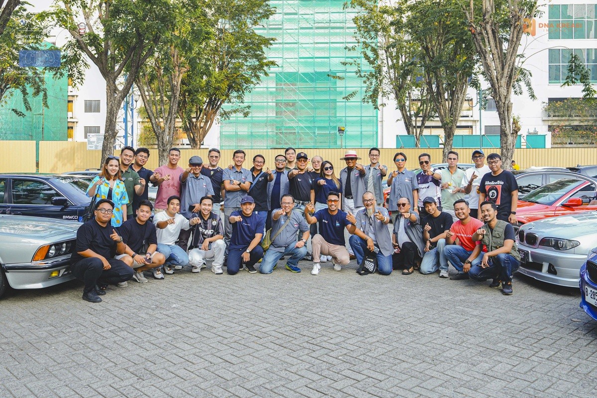 Dari Acara 'Celebrates 17 Years Anniversary BMWCCI Classic Register'  