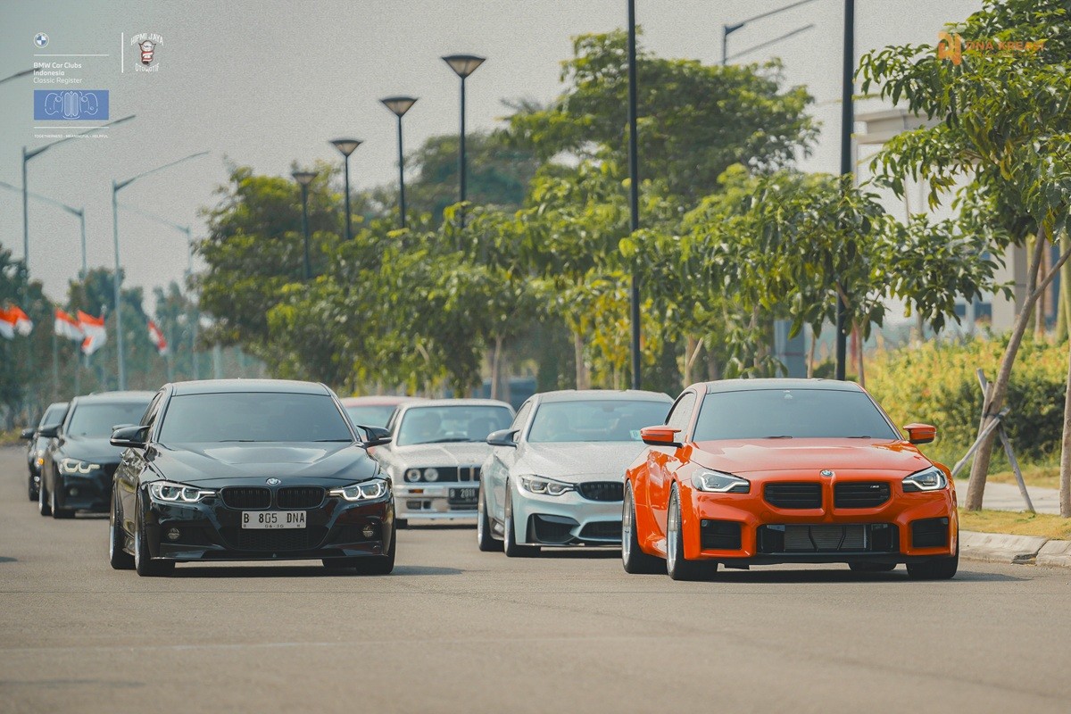 Dari Acara 'Celebrates 17 Years Anniversary BMWCCI Classic Register'  