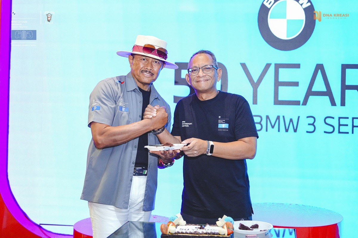 Dari Acara 'Celebrates 17 Years Anniversary BMWCCI Classic Register'  