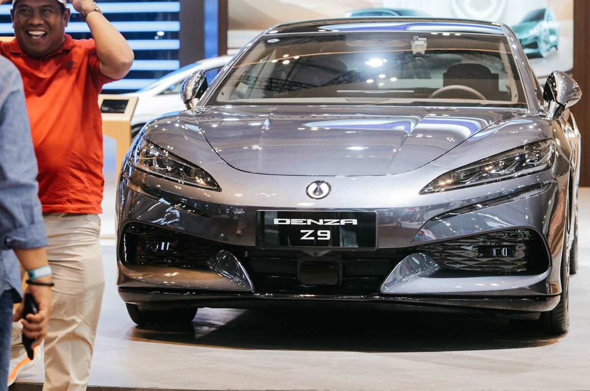 DiSus-A Intelligent Suspension, Sistem Suspensi Pintar di Denza Z9  