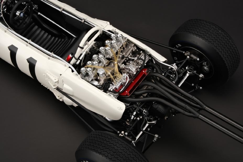 Miniatur Mobil Balap Honda RA272, Hanya 30 Unit  