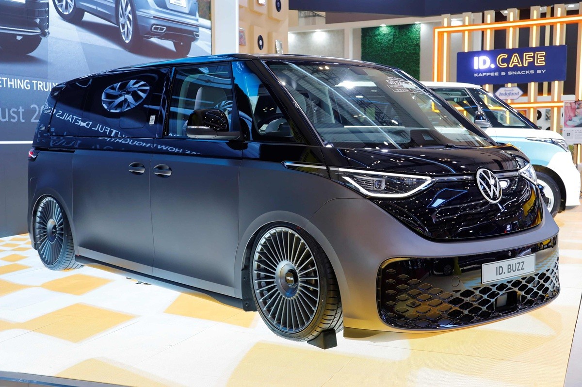 Volkswagen Indonesia Luncurkan ID. BUZZ Business Edition di GIIAS 2025  