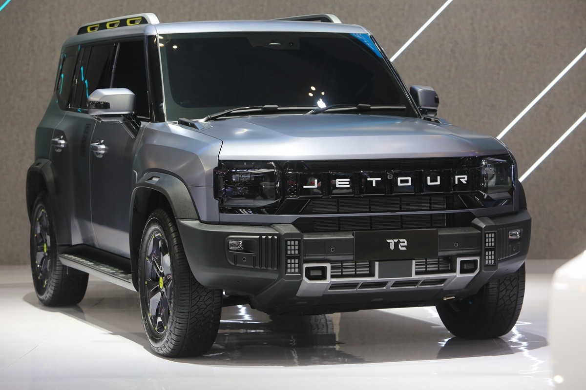 JETOUR T2 dan JETOUR X30e EV Setir Kanan Debut Secara Global GIIAS 2025  