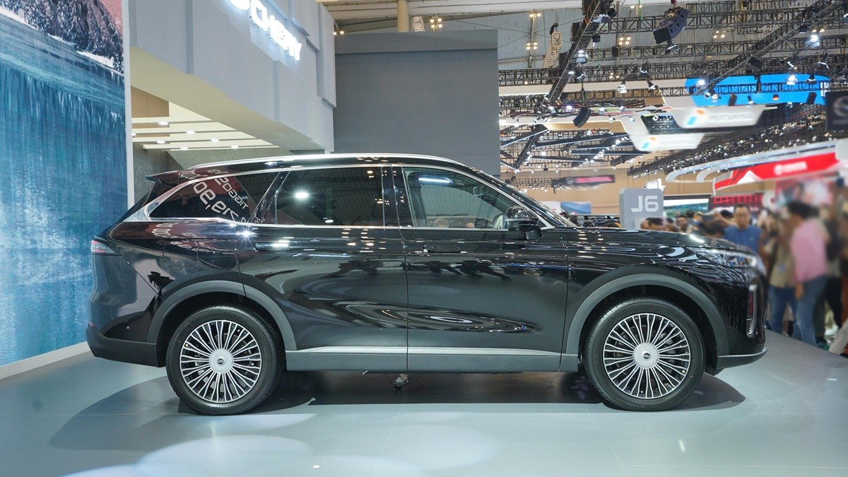 Chery TIGGO 9 CSH AWD, Family Luxury SUV dengan Keamanan Global  