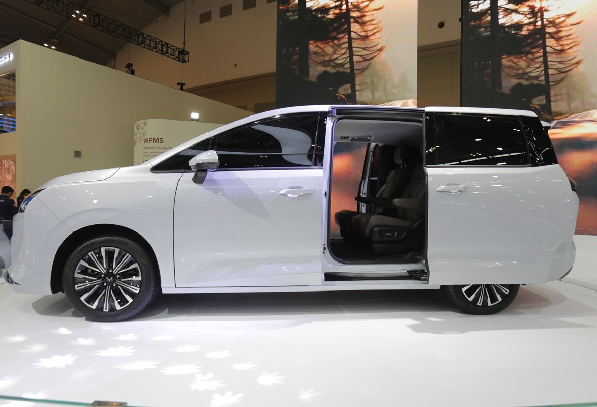 Wuling Cortez Darion PHEV Bakal Rilis Akhir Tahun Ini di Indonesia  