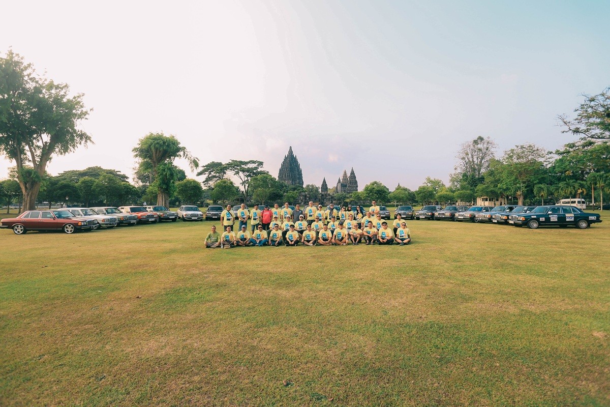 Kegiatan Baksos Warnai Perjalanan MTC INA 'Southern Blue Java Tour'  