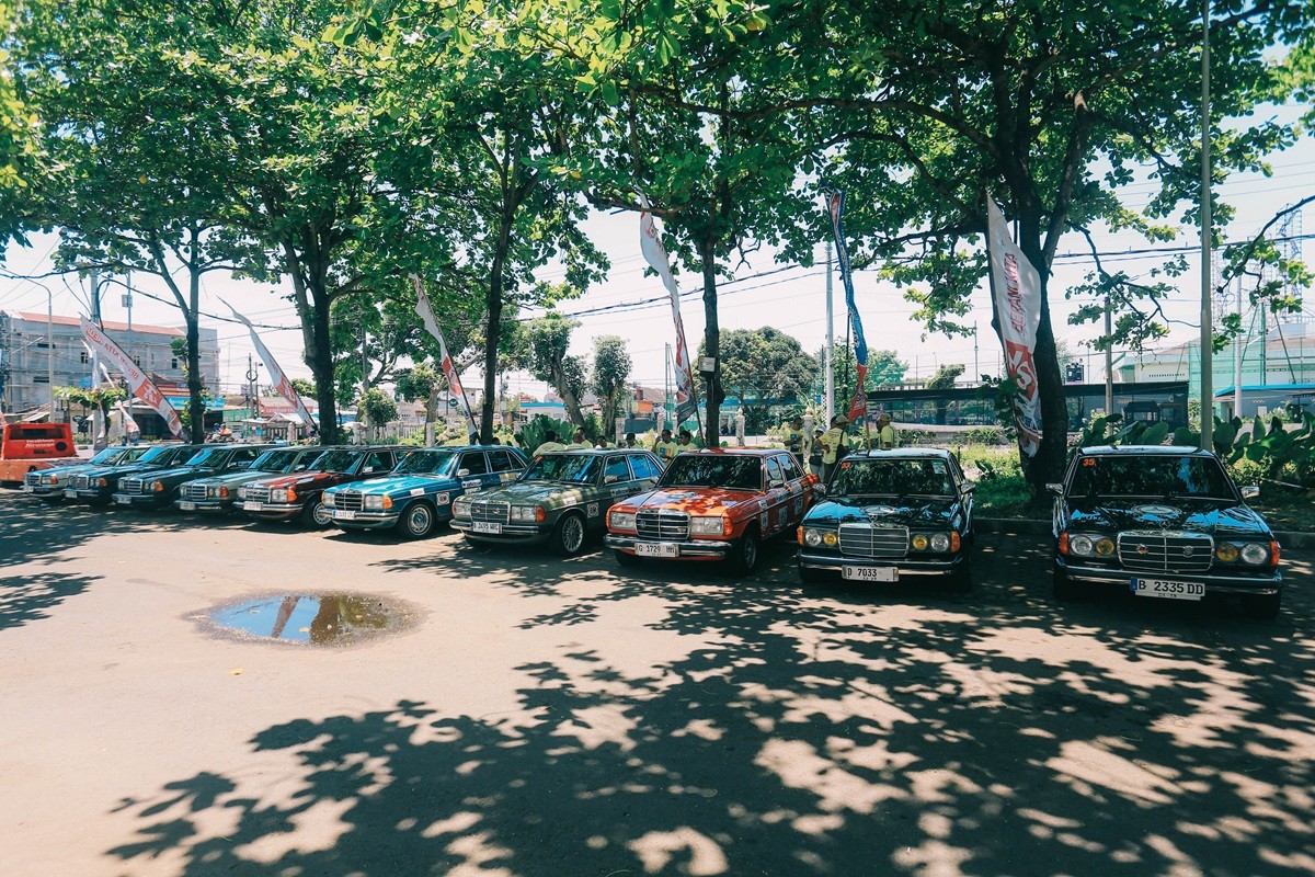 Kegiatan Baksos Warnai Perjalanan MTC INA 'Southern Blue Java Tour'  