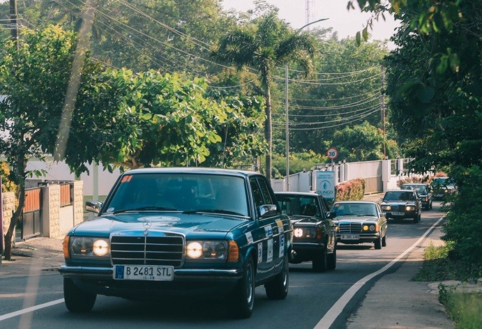 Kegiatan Baksos Warnai Perjalanan MTC INA 'Southern Blue Java Tour'  