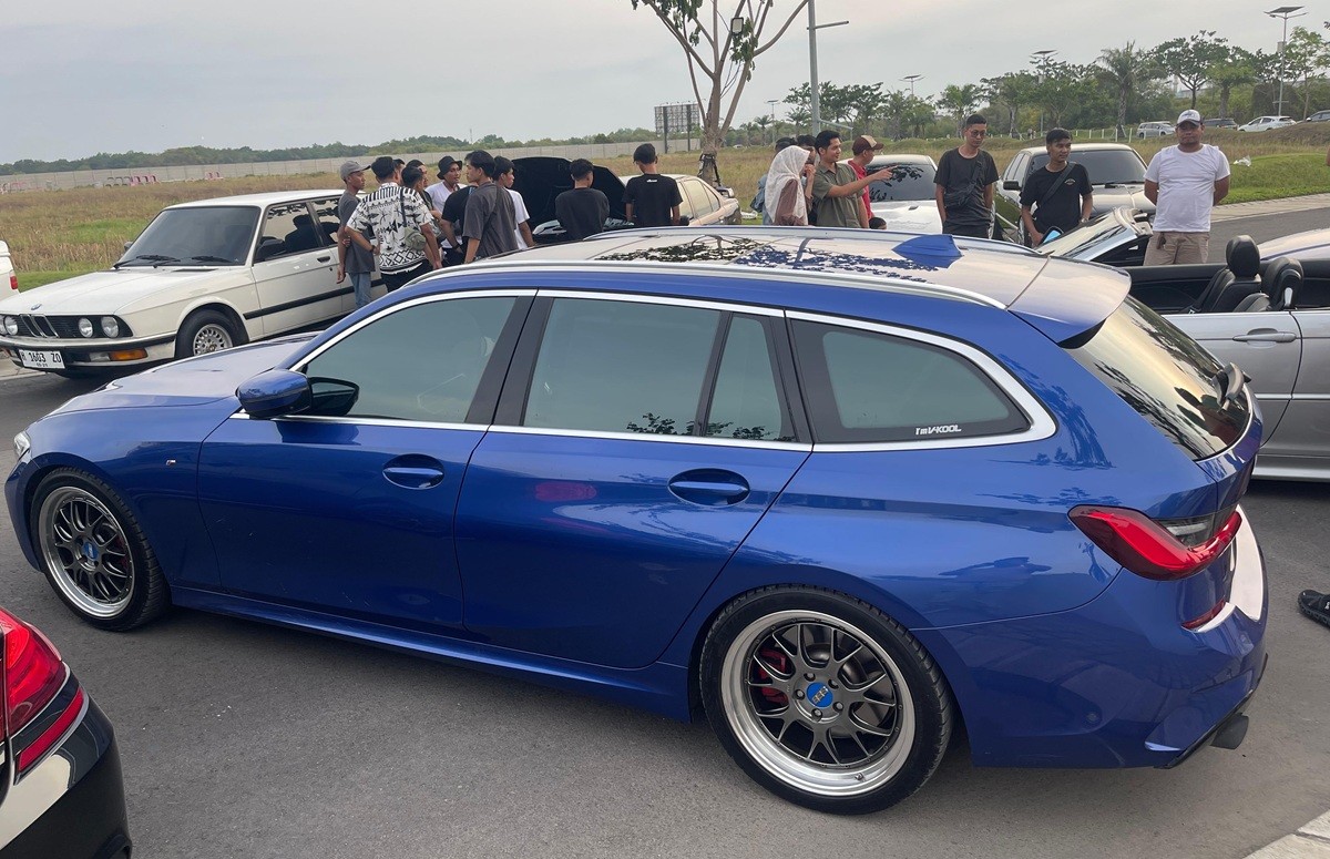 BMWCCI Surabaya Chapter menggabungkan Event Otomotif dan Event Running  