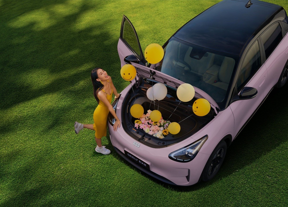 Hadir di GJAW 2025, Geely Mulai Buka Pre-Book Geely EX2