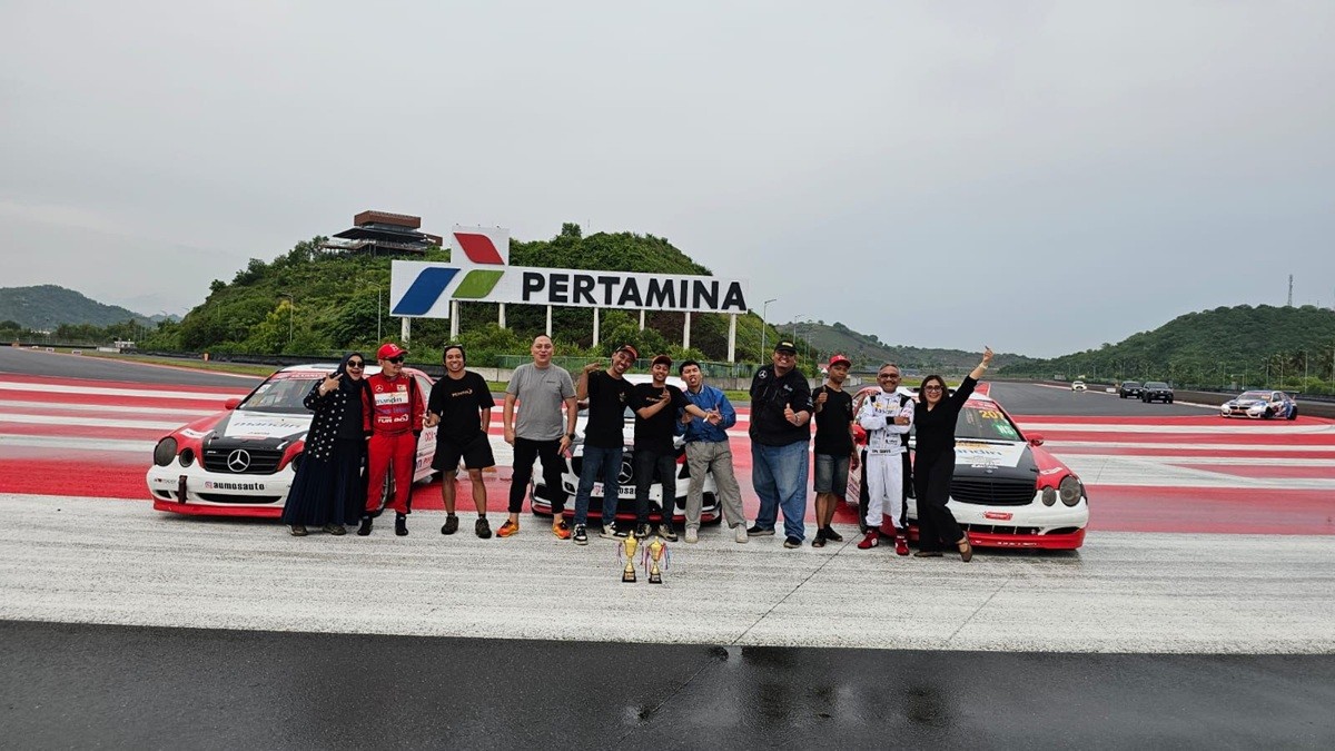 Penampilan Gemilang Pebalap Indostar Motorsport di MFOS 2025 Seri Terakhir  