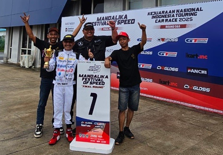 Penampilan Gemilang Pebalap Indostar Motorsport di MFOS 2025 Seri Terakhir  